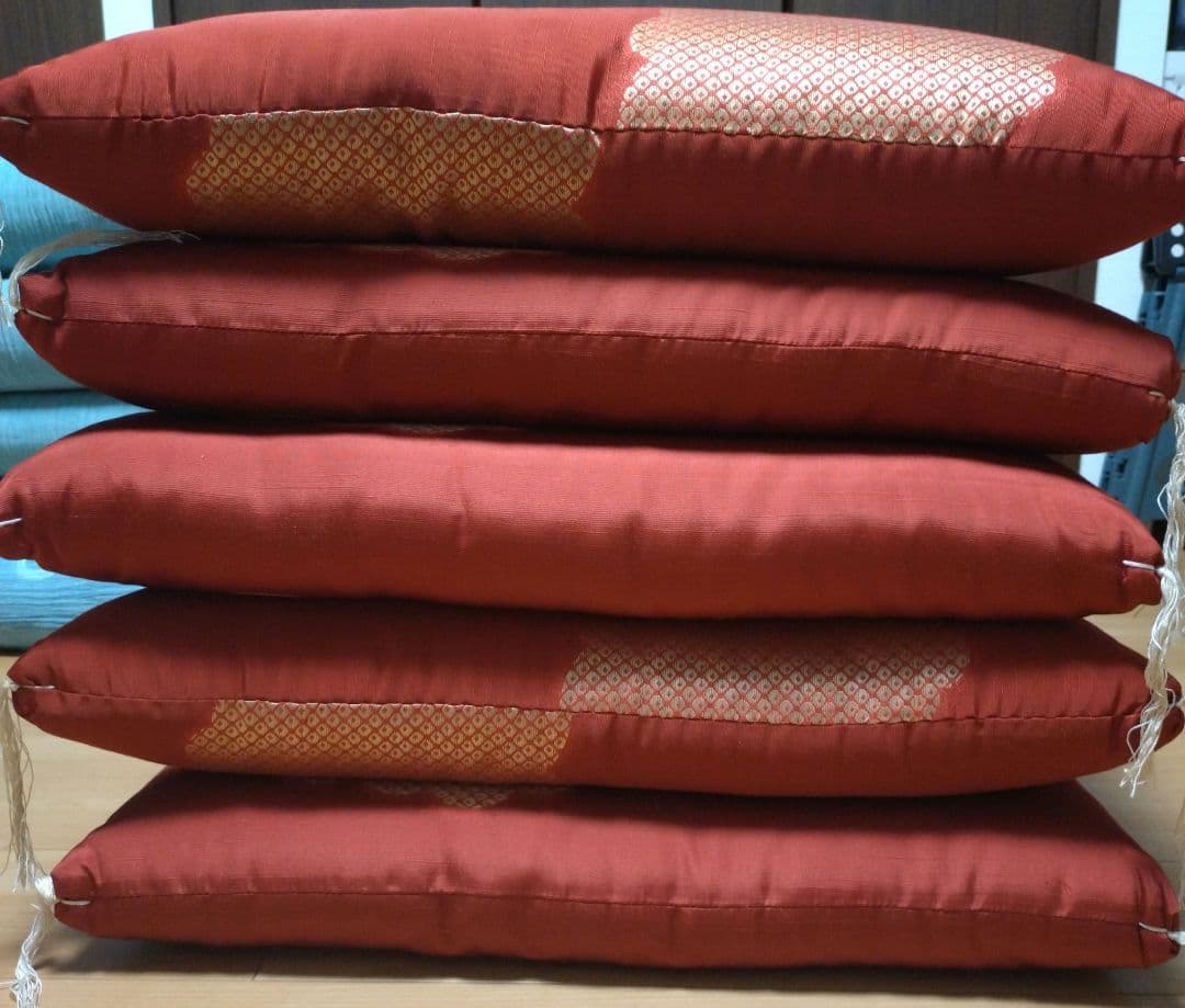 高級座布団 来客用 房付　誂