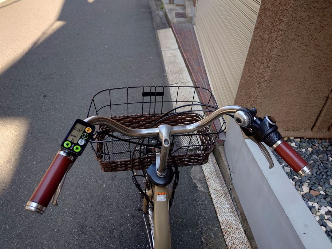 大阪府　ヤマハ　PAS WITH 電動アシスト自転車　バッテリー8.7ah