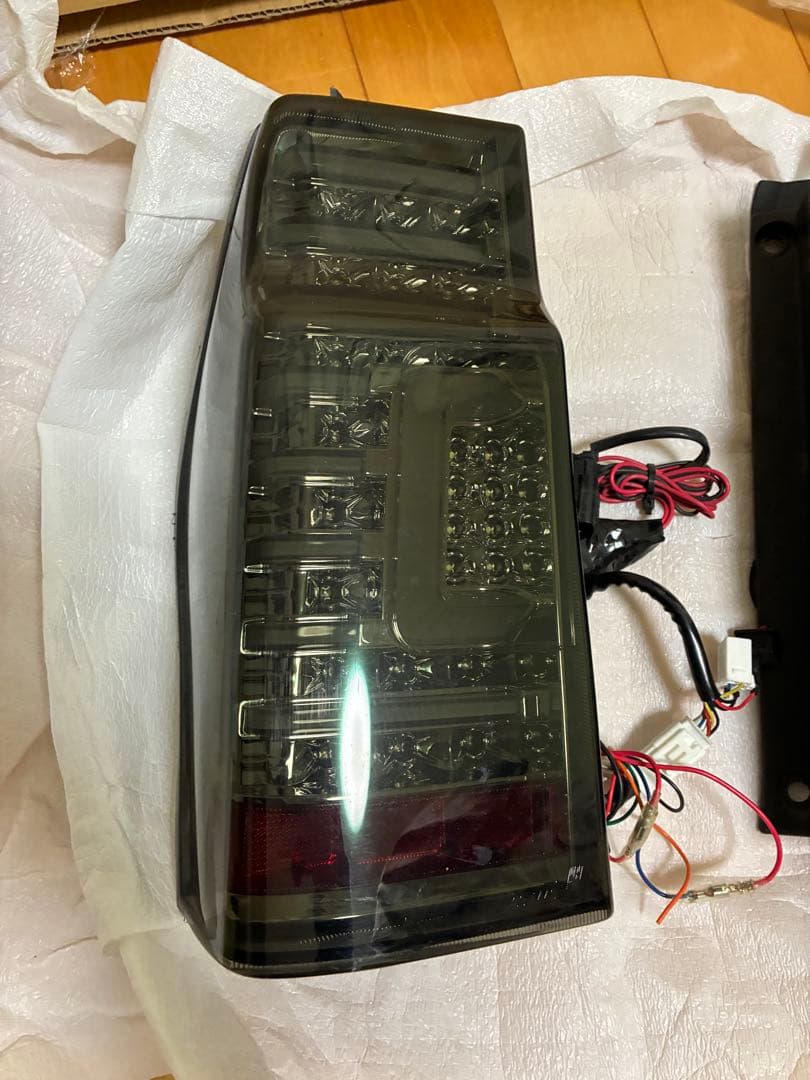 タントla600s社外テールランプ