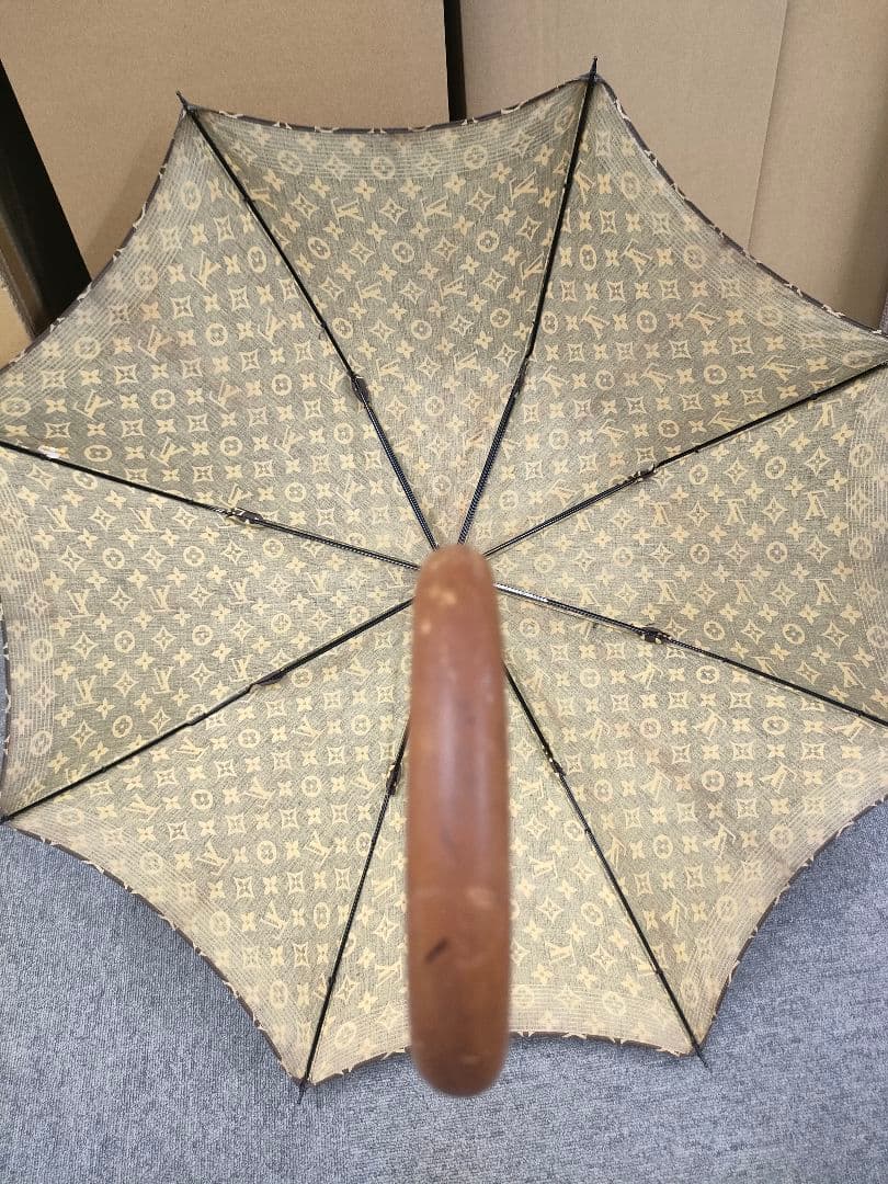 ルイ・ヴィトン モノグラム　傘