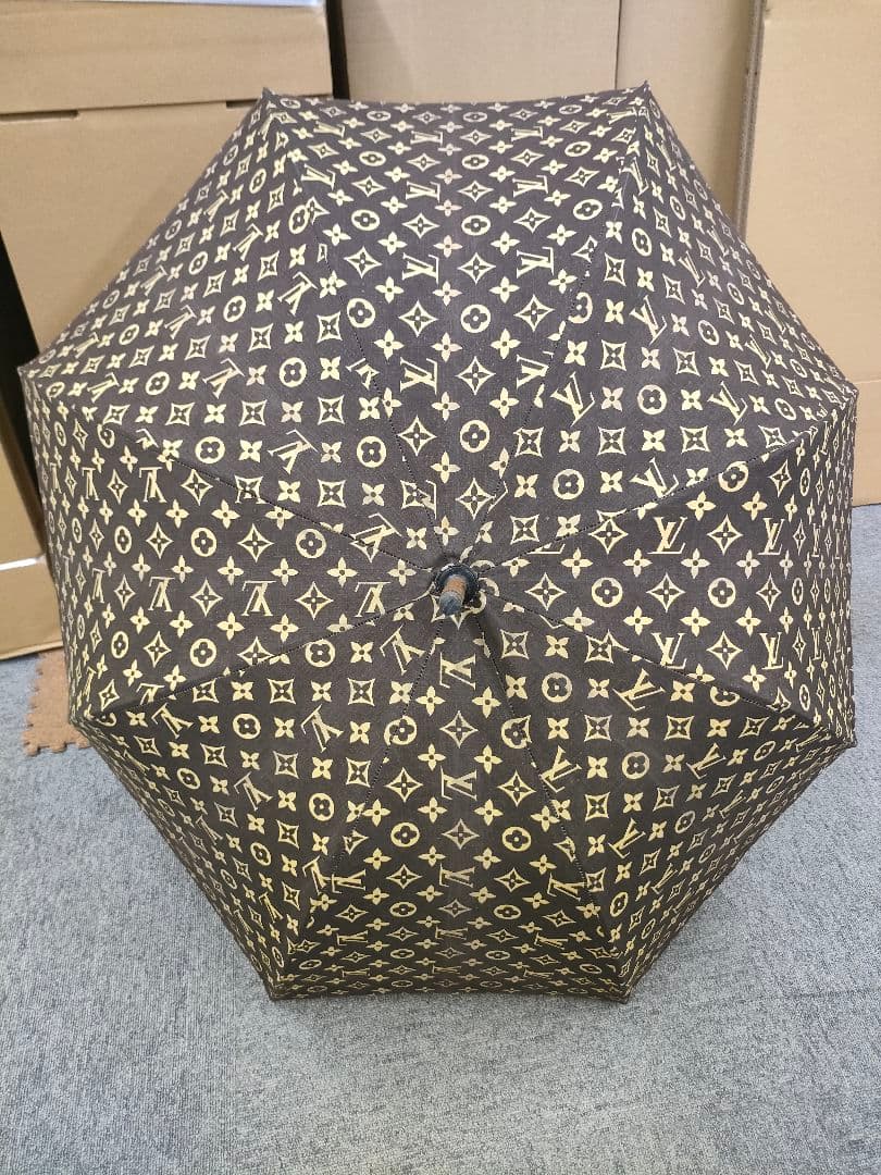 ルイ・ヴィトン モノグラム　傘