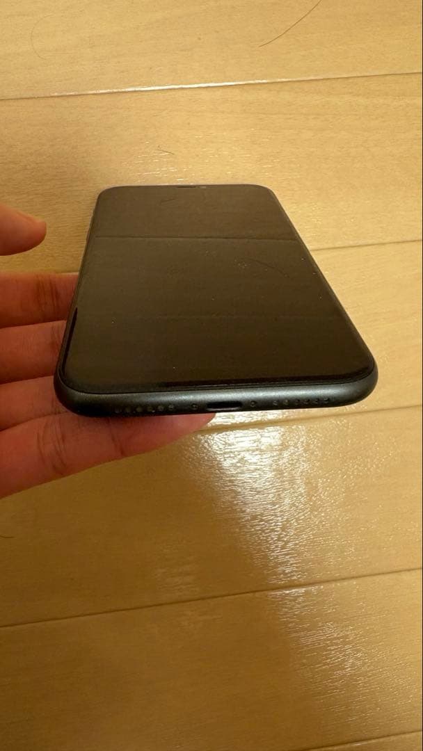 Apple iPhone 11 ブラック 本体 64gb