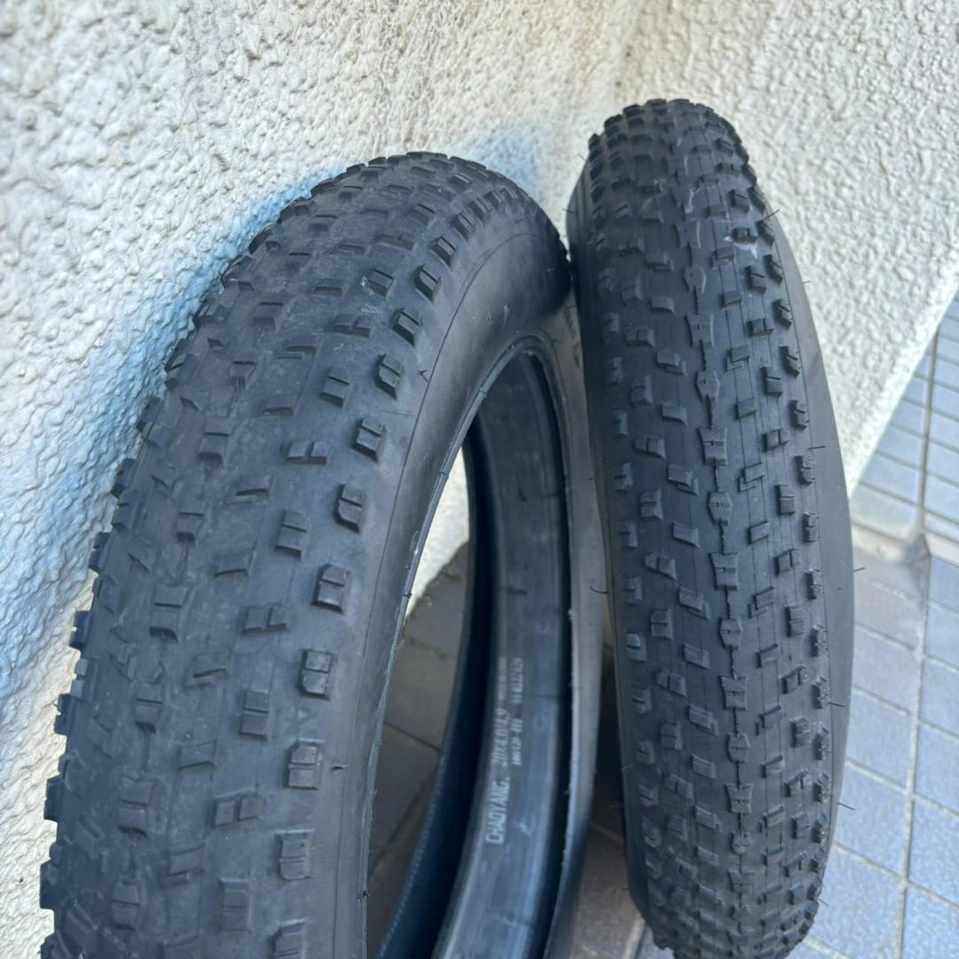ファットタイヤ CHAOYANG 20×4.0 チューブ付き 程度良好山アリ
