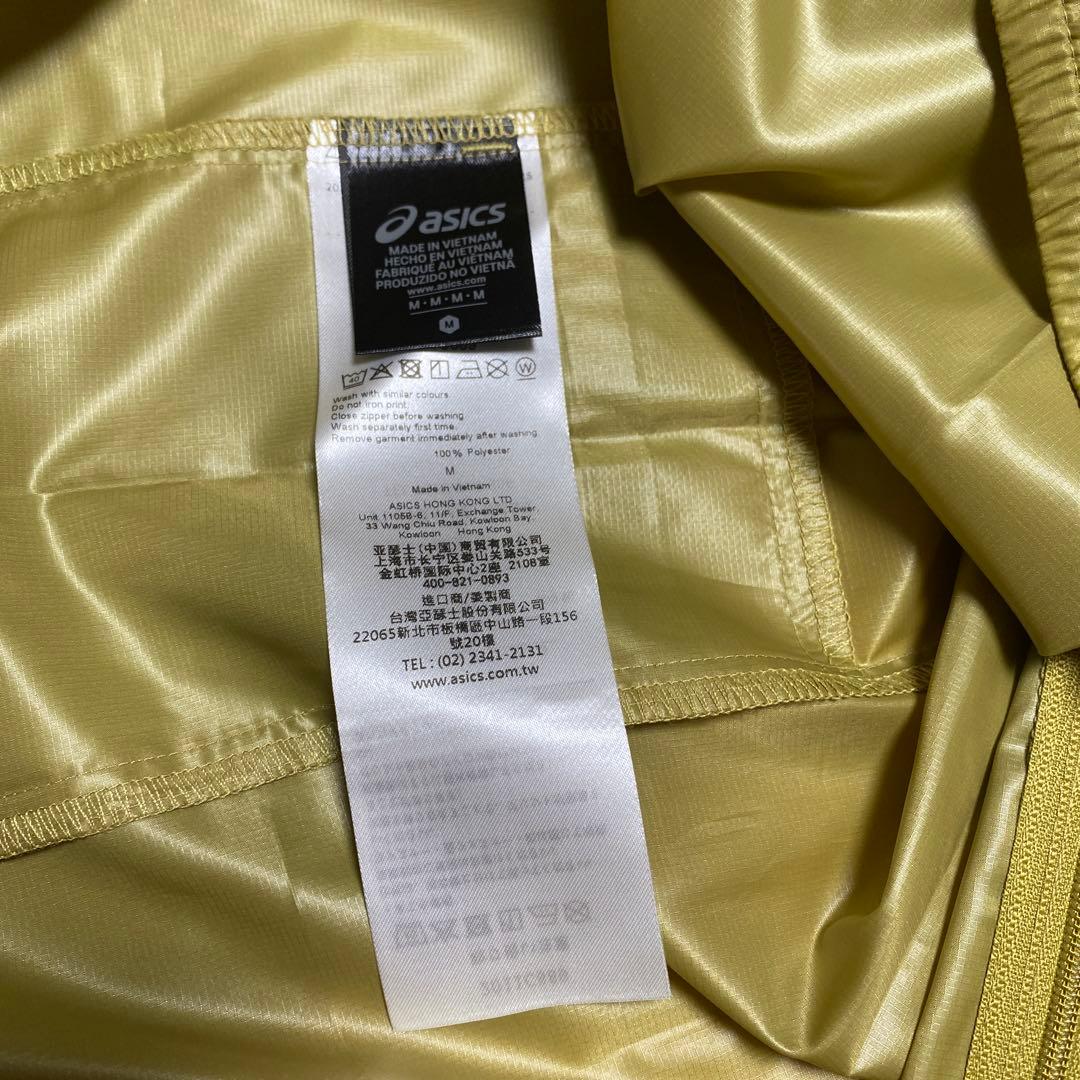 asicsアシックス　ランニングパッカブルライトジャケット