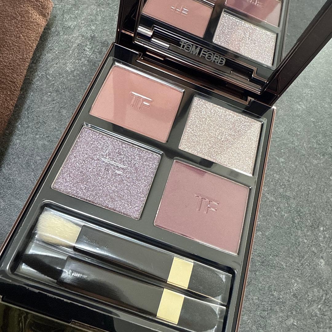 TOM FORD アイカラークォード メタリックモーブ 01S 限定トムフォード