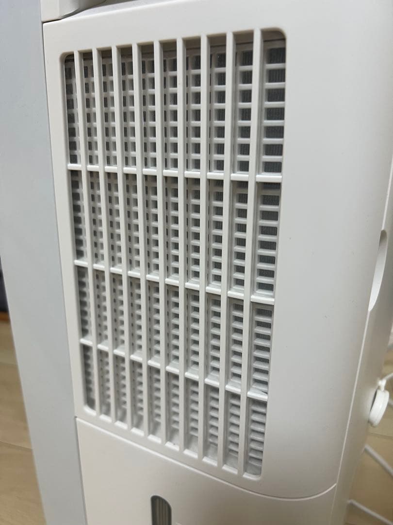 SHARP CM-R100-W 除湿機 　2024年製　除湿乾燥機　衣類乾燥