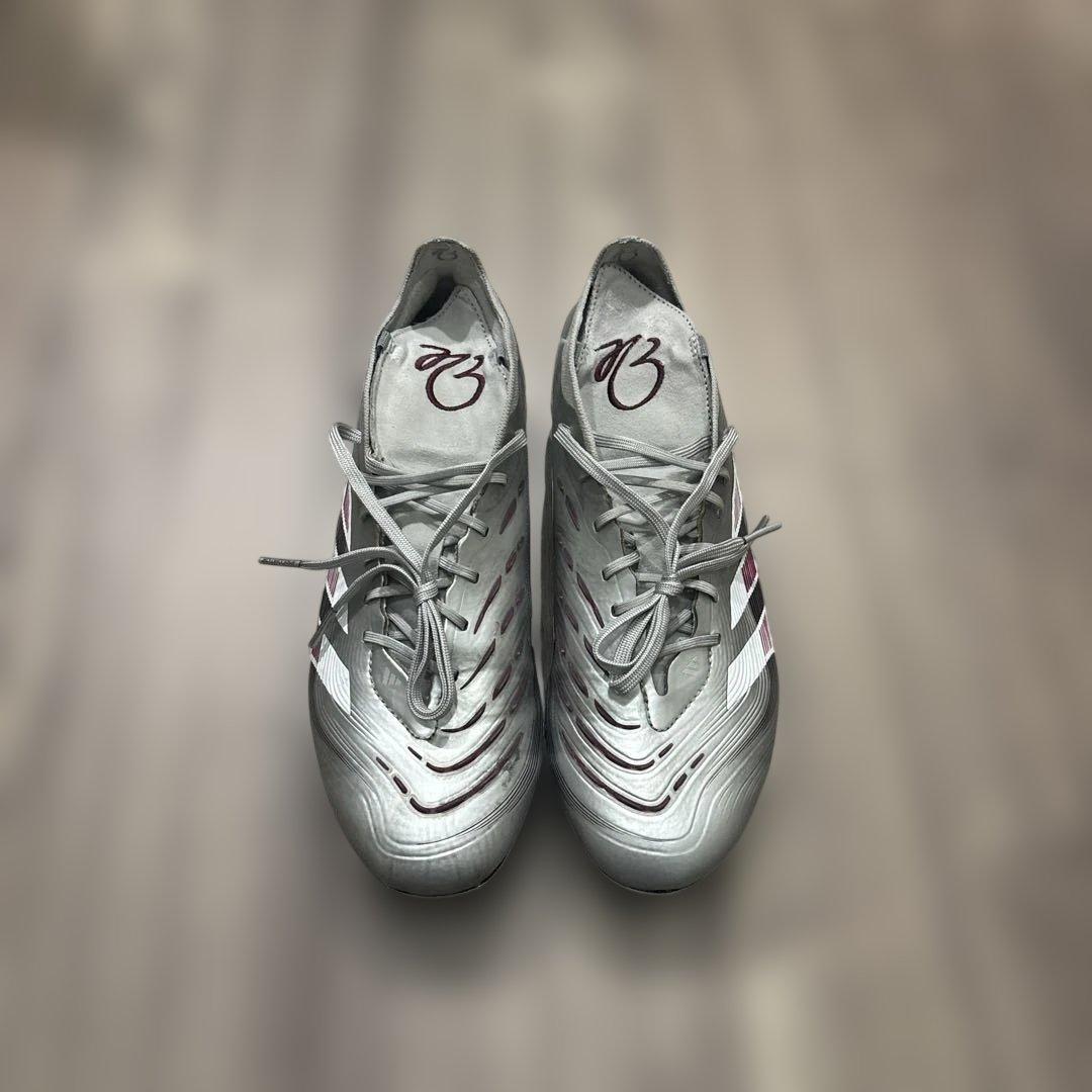 サッカースパイク アディダス プレデターFG ベリンガムモデル　　【値段交渉可】