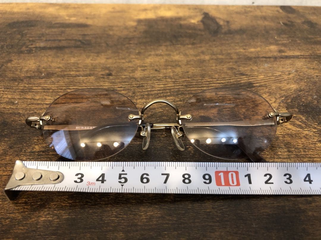 Burberry バーバリー　サングラス　リムレス　 y2k 平成　ノバチェック