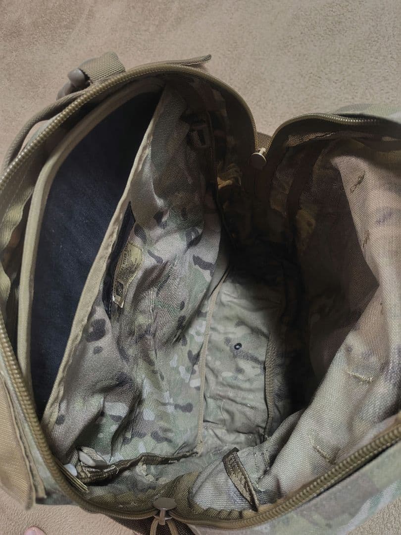 J-TECH　MOLLE2 　バックパック　マルチカム