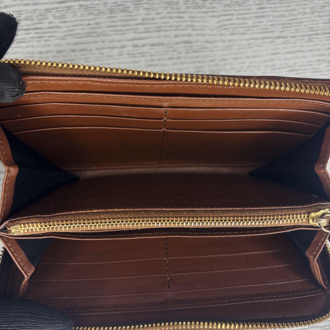 美品　Burberry バーバリー　長財布　ラウンドファスナー　S36