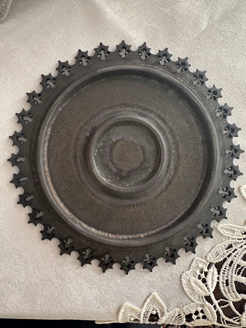 伊藤剛俊　皿　直径18.5cm尖った部分を入れて