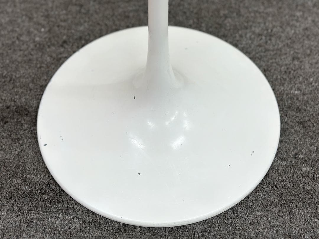 Knoll■オーバルサイドテーブル　チューリップテーブル　エーロ・サーリネン　白