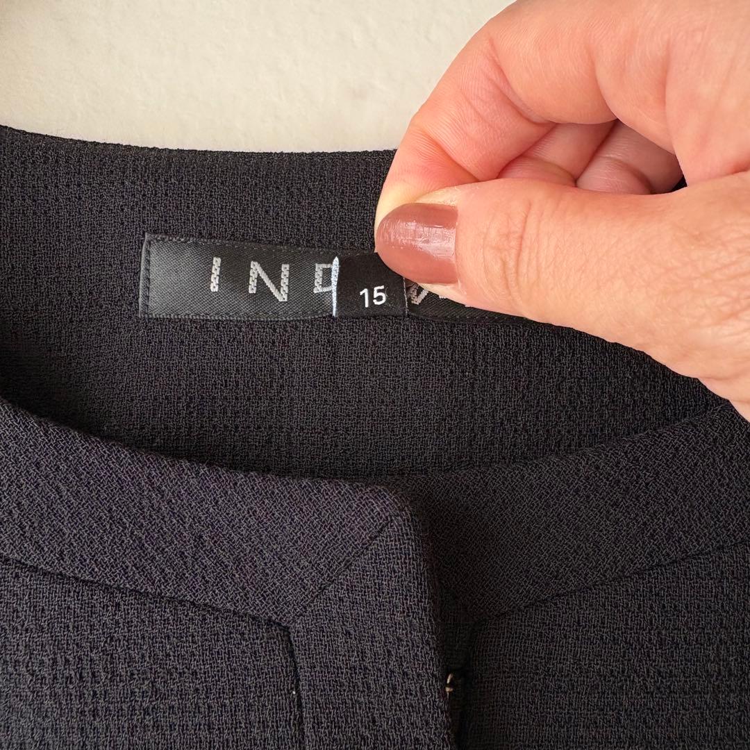 極美品 《INDIVI V.A.I》大きいサイズ ノーカラージャケット 15号