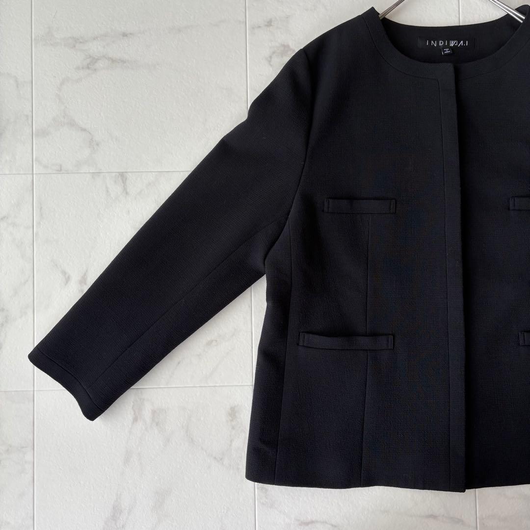 極美品 《INDIVI V.A.I》大きいサイズ ノーカラージャケット 15号