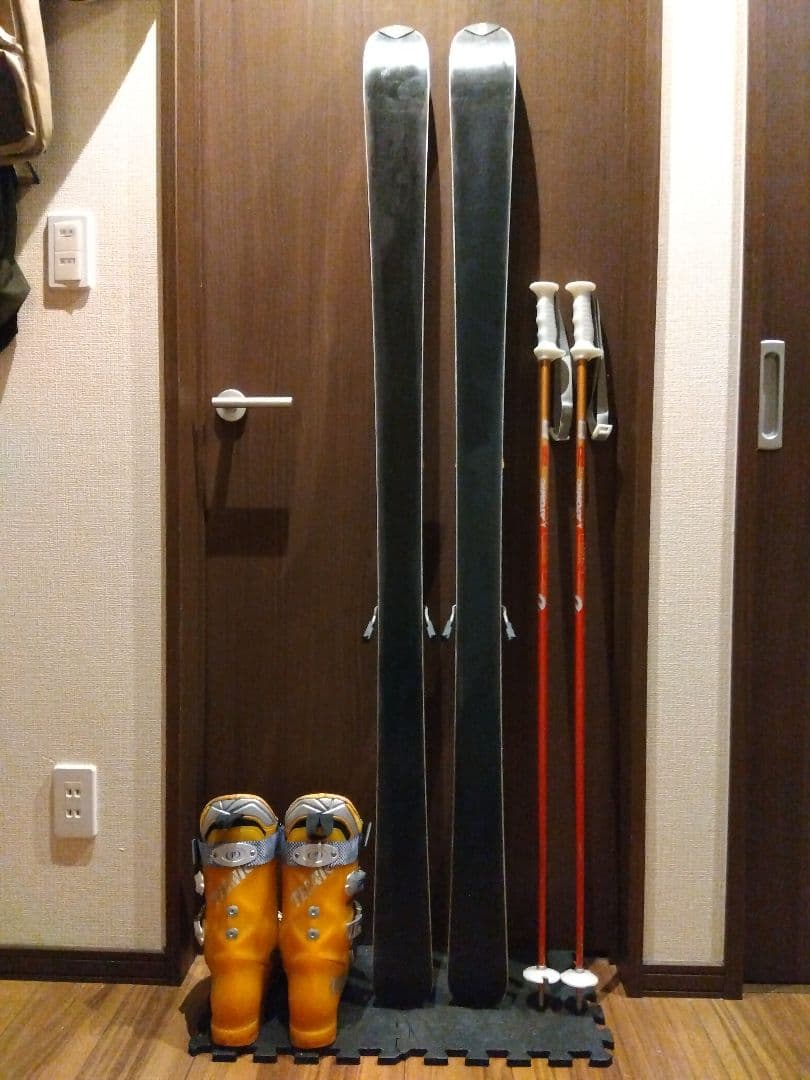 高級【ハイエンド】 SALOMON 男女兼用 スキーセット メンテ・WAX済み✔