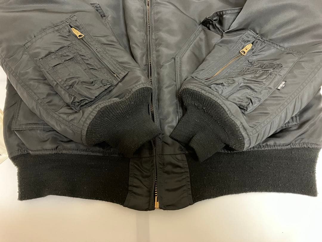 サキャスティック MOTIVE WTAPS hecticブラック MA-1