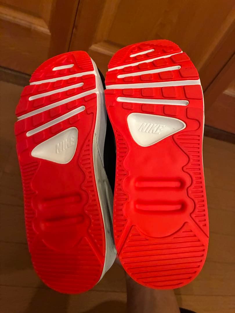 m*i様 新品未使用 NIKE W AIR MAX 90 LV8 24センチ