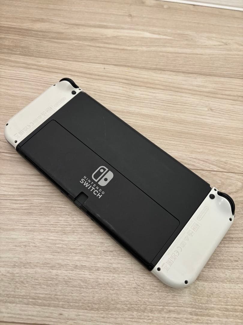 Nintendo Switch 有機ELモデル 本体　白　ホワイト