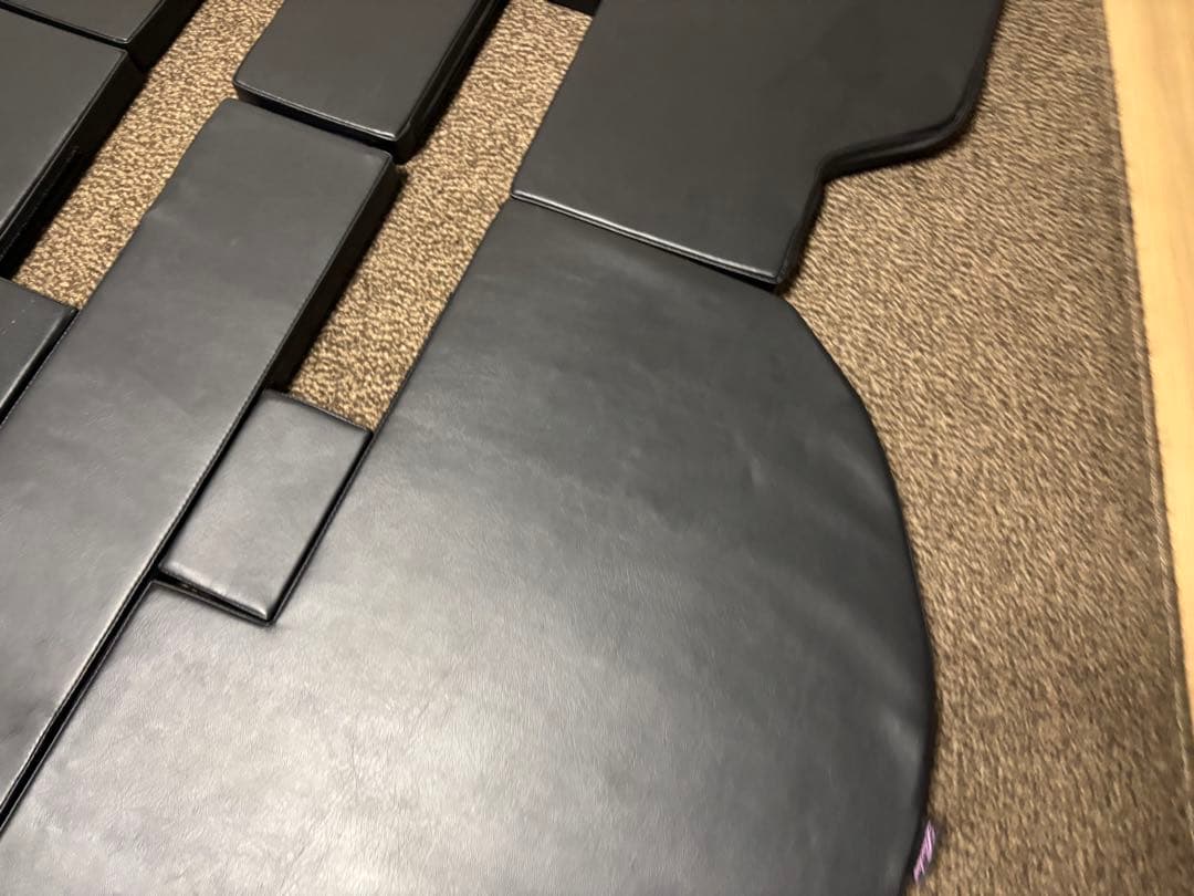 ★お洒落★アルファード30 レヴォルヴァ　ラゲッジフラットマット　車中泊キャンプ