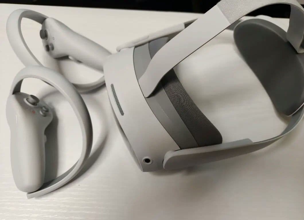 PICO4 256G VRヘッドセット