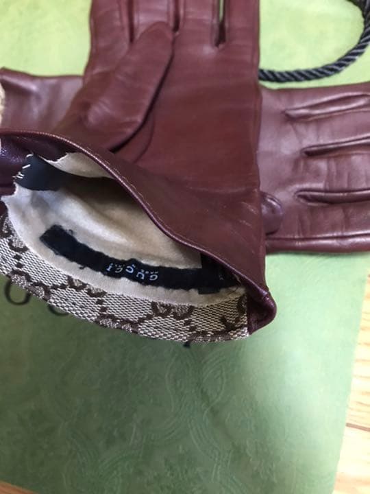 グッチグローブ