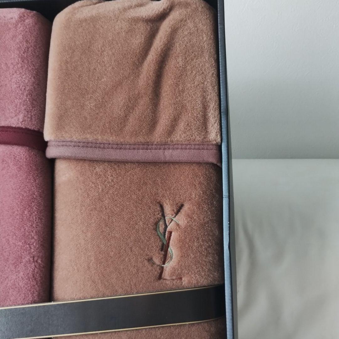 イヴサンローラン　ニューマイヤー　毛布　２枚セット