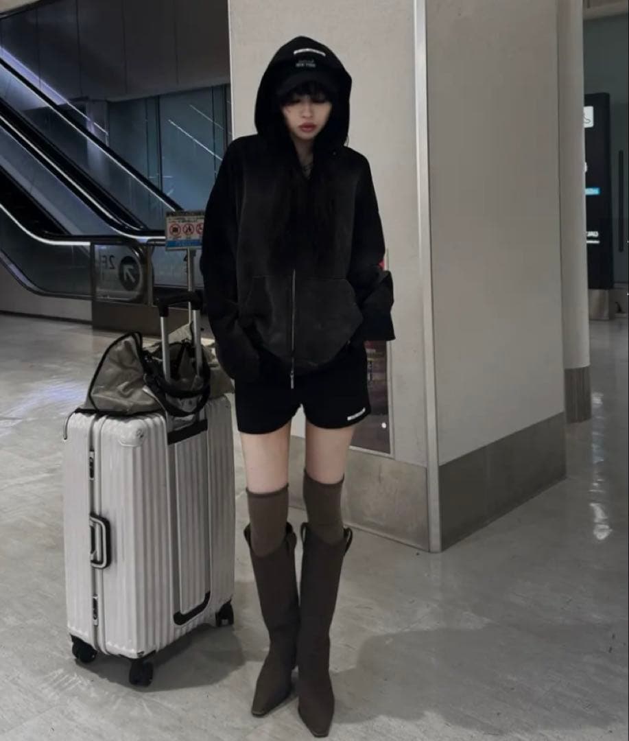 【期間限定値下げ中】JOSEMOON OVER BIO HOODIEブラック