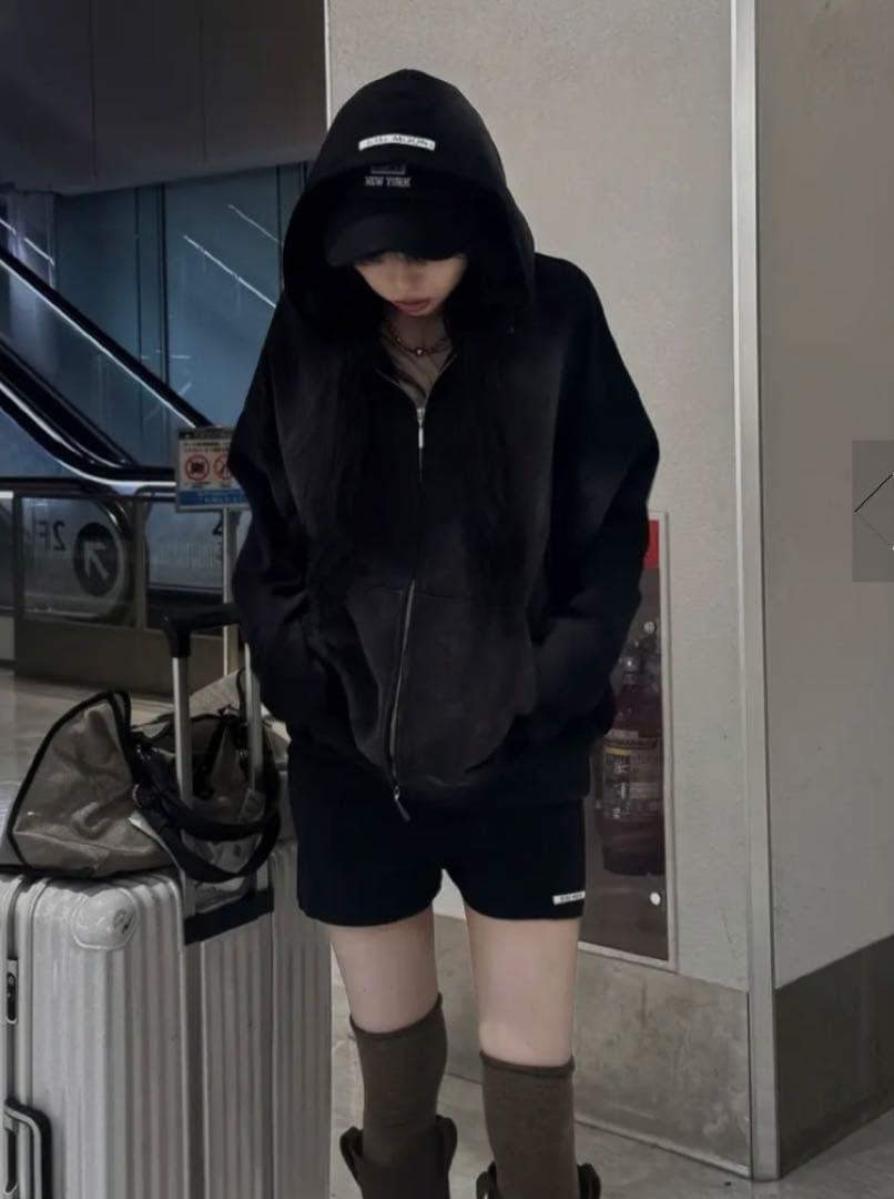 【期間限定値下げ中】JOSEMOON OVER BIO HOODIEブラック