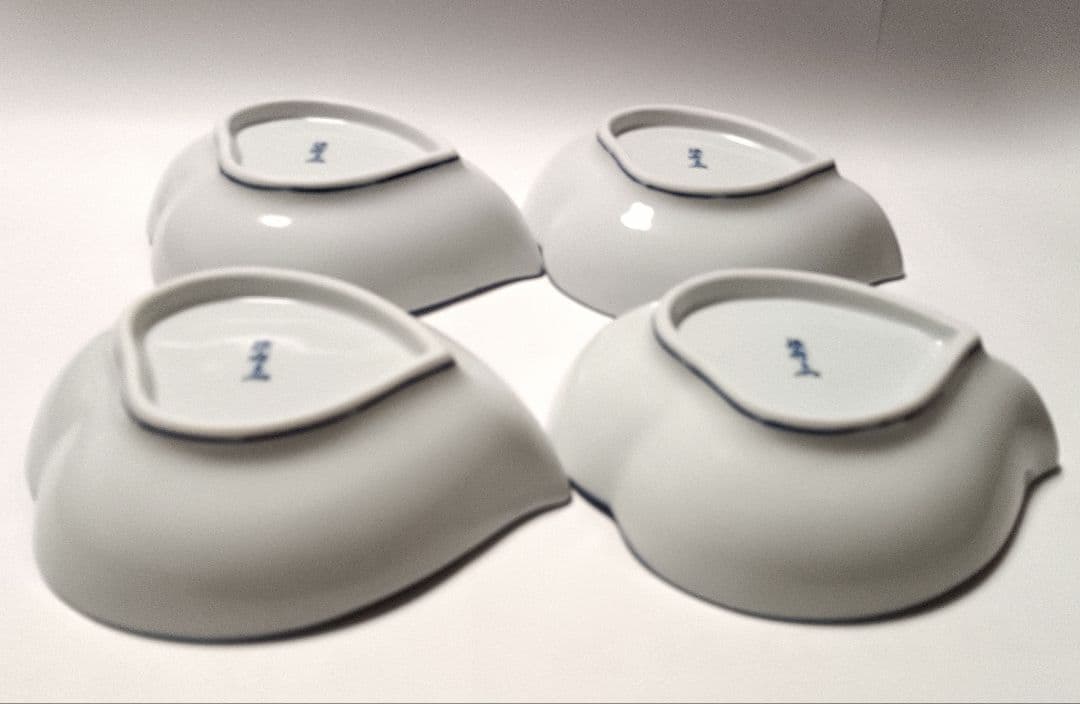 【未使用品】源右衛門窯 染付吹墨桃形 取鉢 4客組