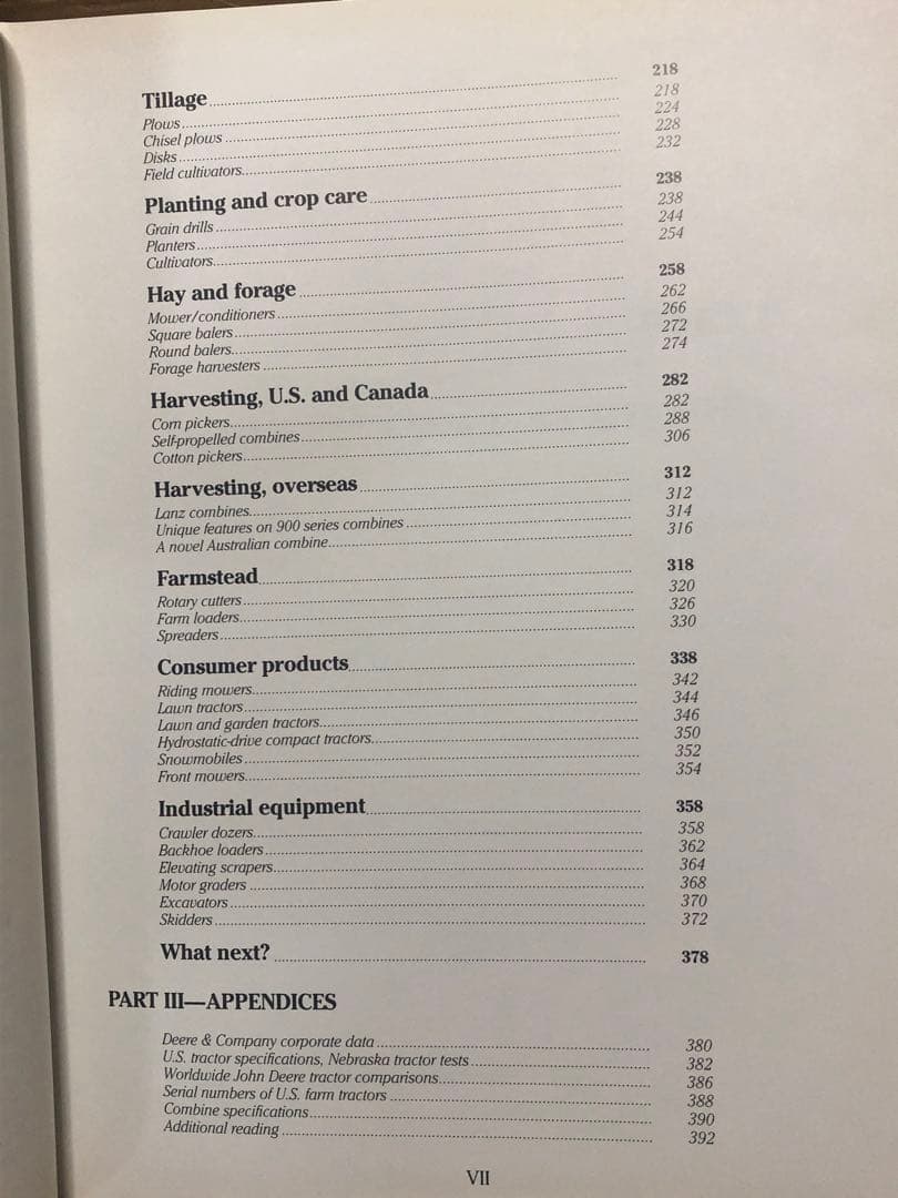 洋書 JOHN DEERE TRACTOR and EQUIPMENT vol.2