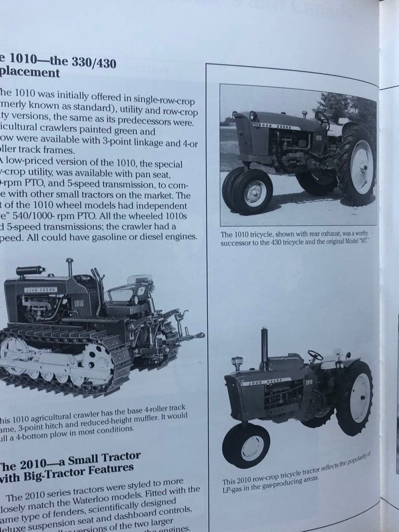 洋書 JOHN DEERE TRACTOR and EQUIPMENT vol.2