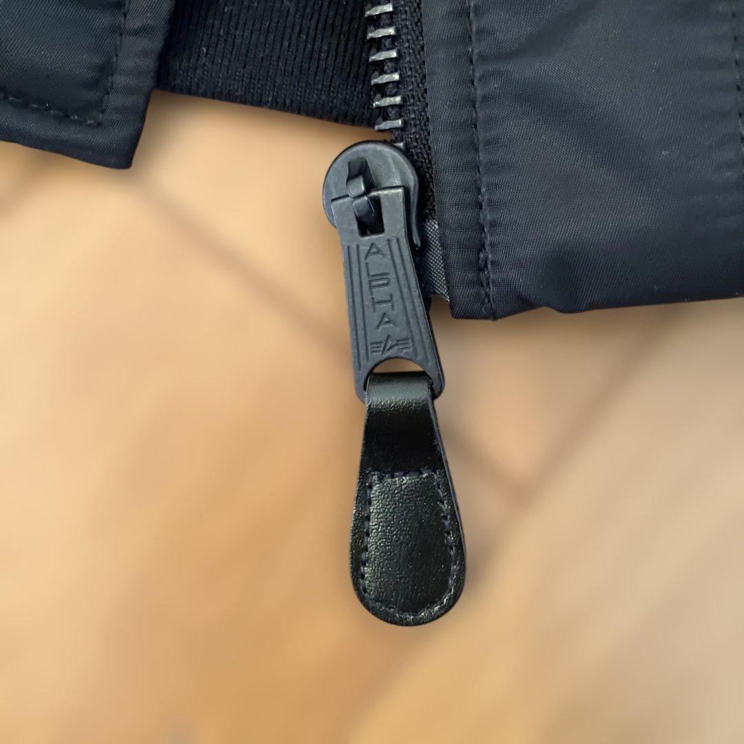 ALPHA INDUSTRIES MA-1 ブラックジャケット Ｌサイズ　極美品