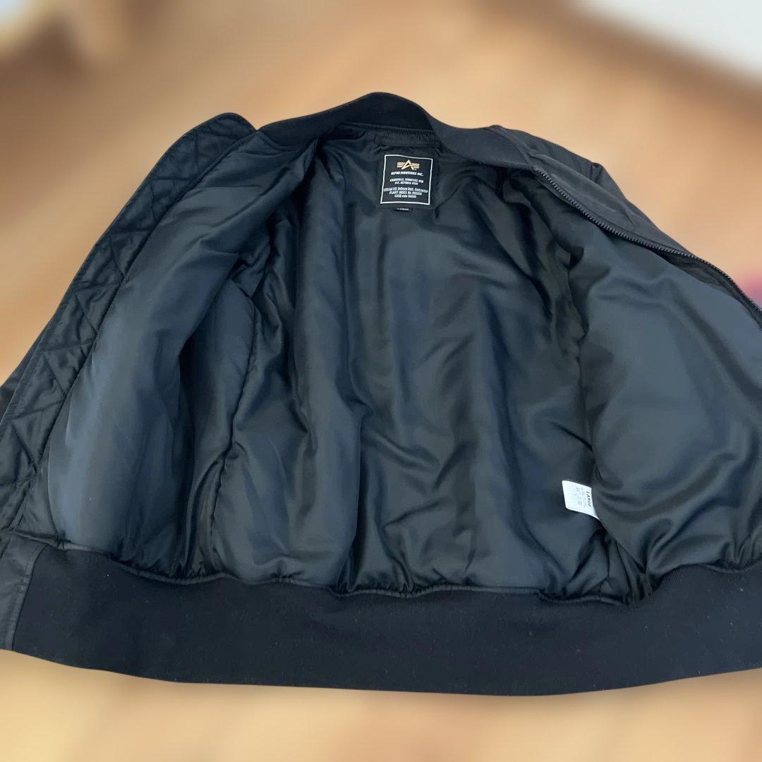 ALPHA INDUSTRIES MA-1 ブラックジャケット Ｌサイズ　極美品