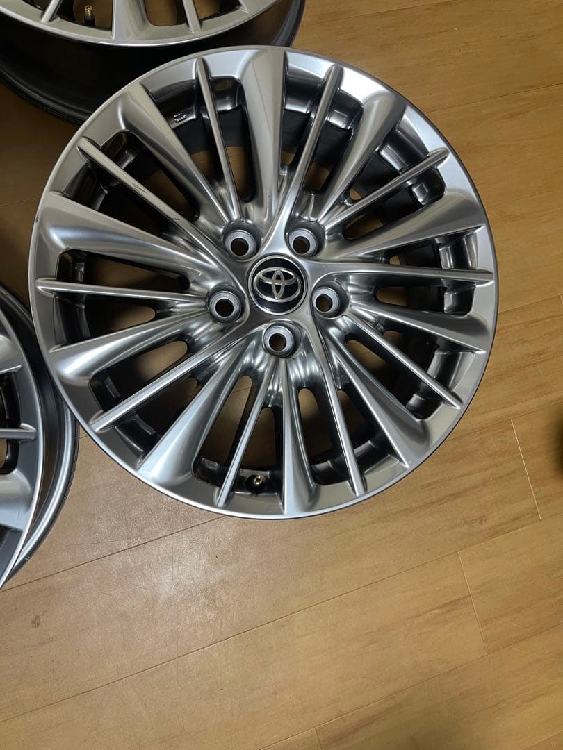 (ゆう) アルファード30系後期純正ホイール17インチ