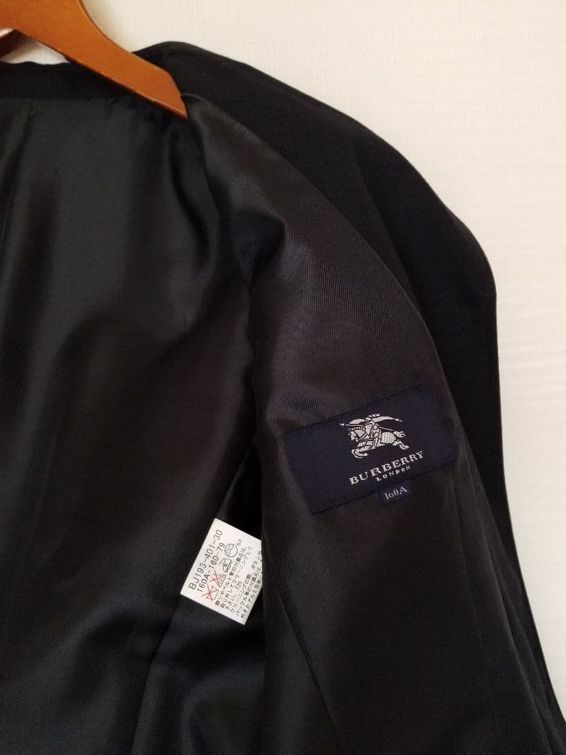 新品未使用含　バーバリーフォーマル高級シルクリボンタイ希少レトロ ベージュ 美品