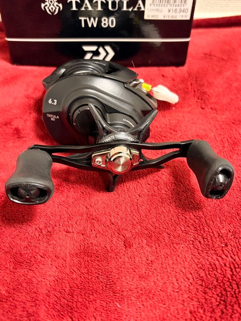淡水のみの使用　TATULA TW 80 ベイトリール　22タトゥーラtw80