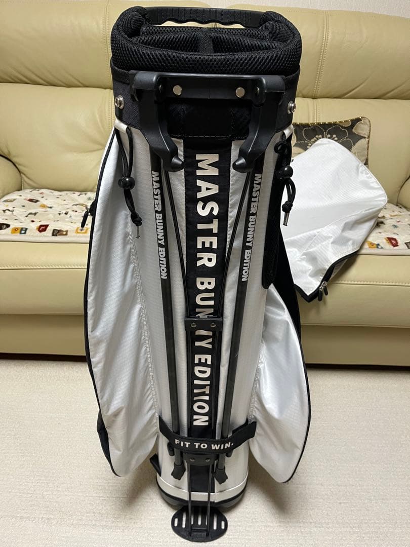 MASTER BUNNY EDITION キャディバッグ ヘッドカバー付き