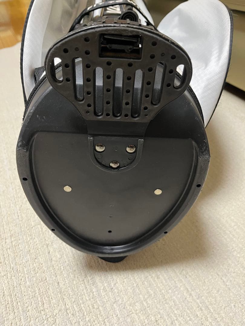 MASTER BUNNY EDITION キャディバッグ ヘッドカバー付き