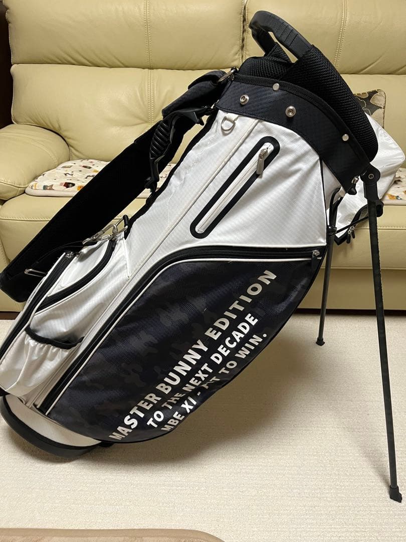 MASTER BUNNY EDITION キャディバッグ ヘッドカバー付き
