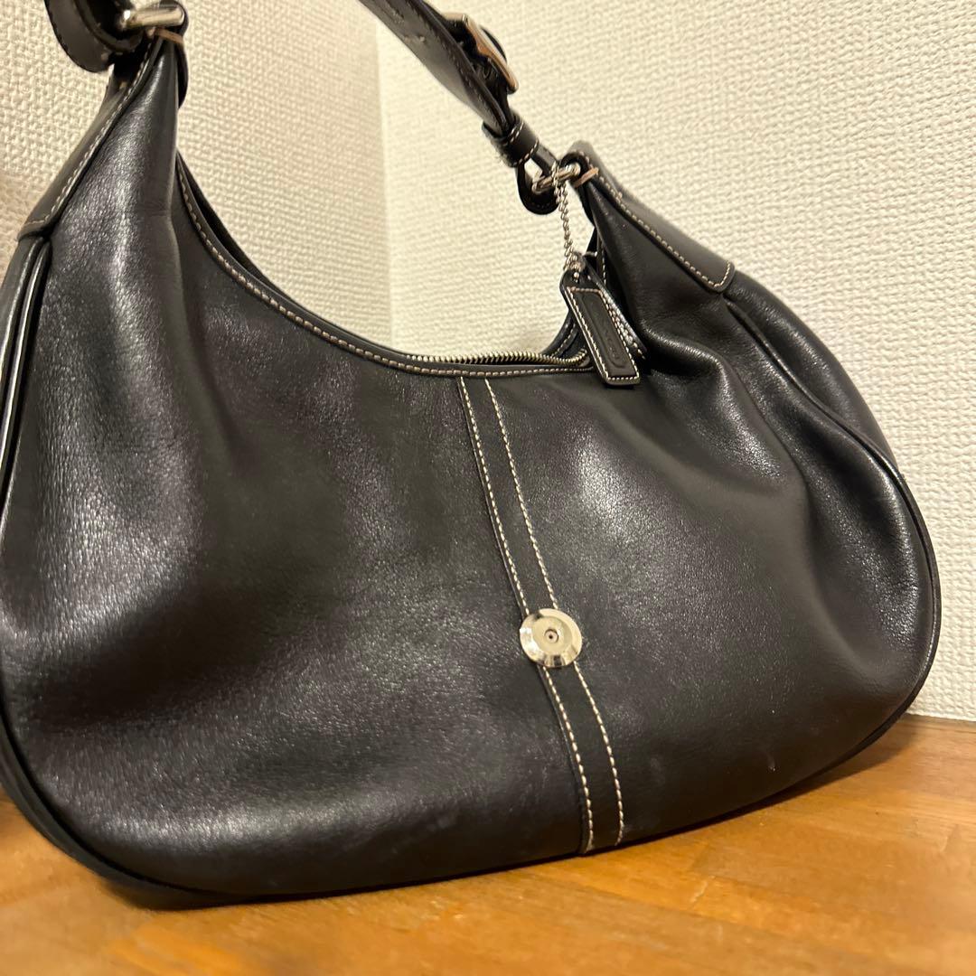 美品 コーチ ワンショルダーバッグ ソーホー ハーフムーン オールレザー 黒