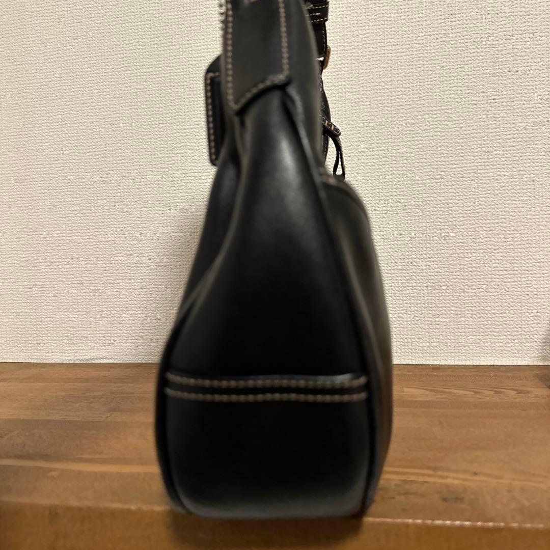 美品 コーチ ワンショルダーバッグ ソーホー ハーフムーン オールレザー 黒