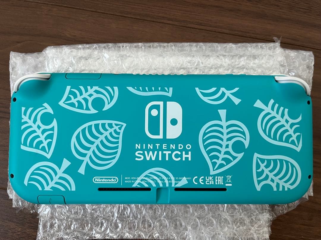 【美品】2023年式Nintendo Switch Lite &どうぶつの森