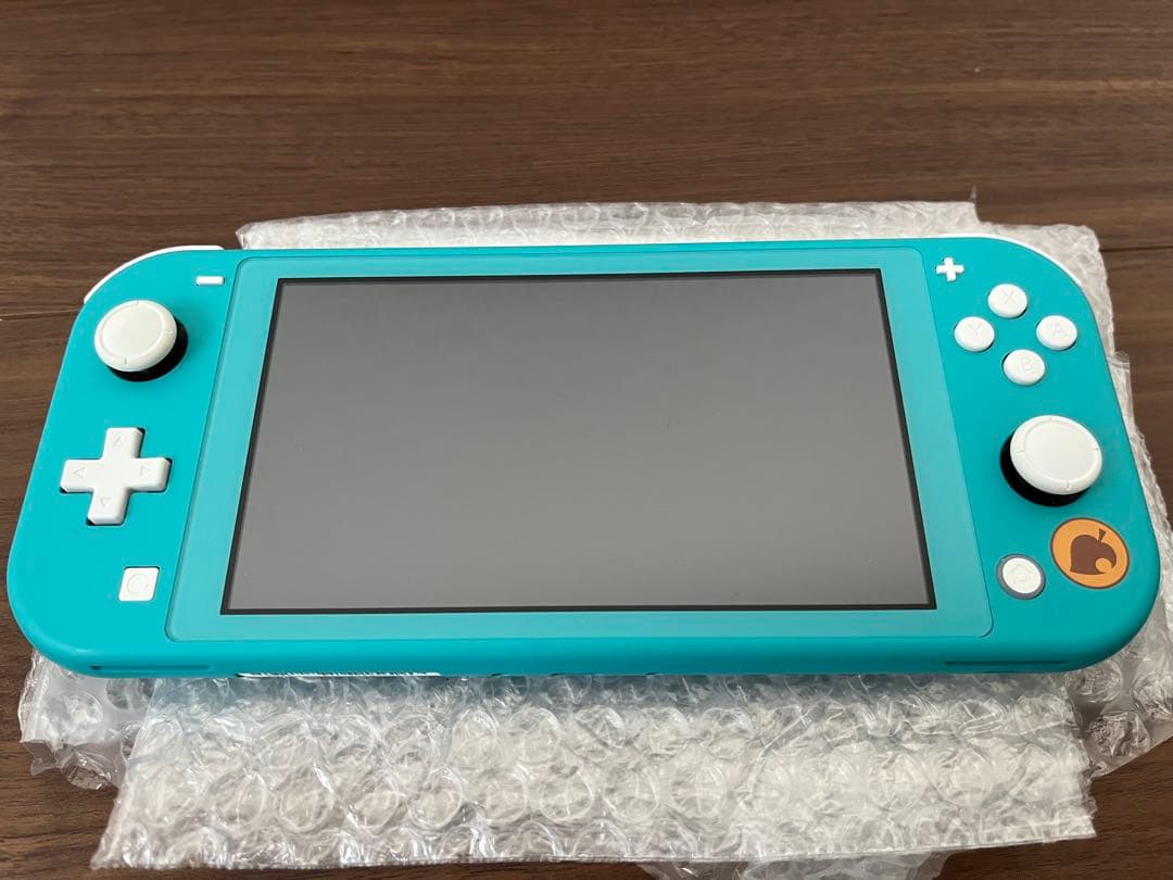 【美品】2023年式Nintendo Switch Lite &どうぶつの森