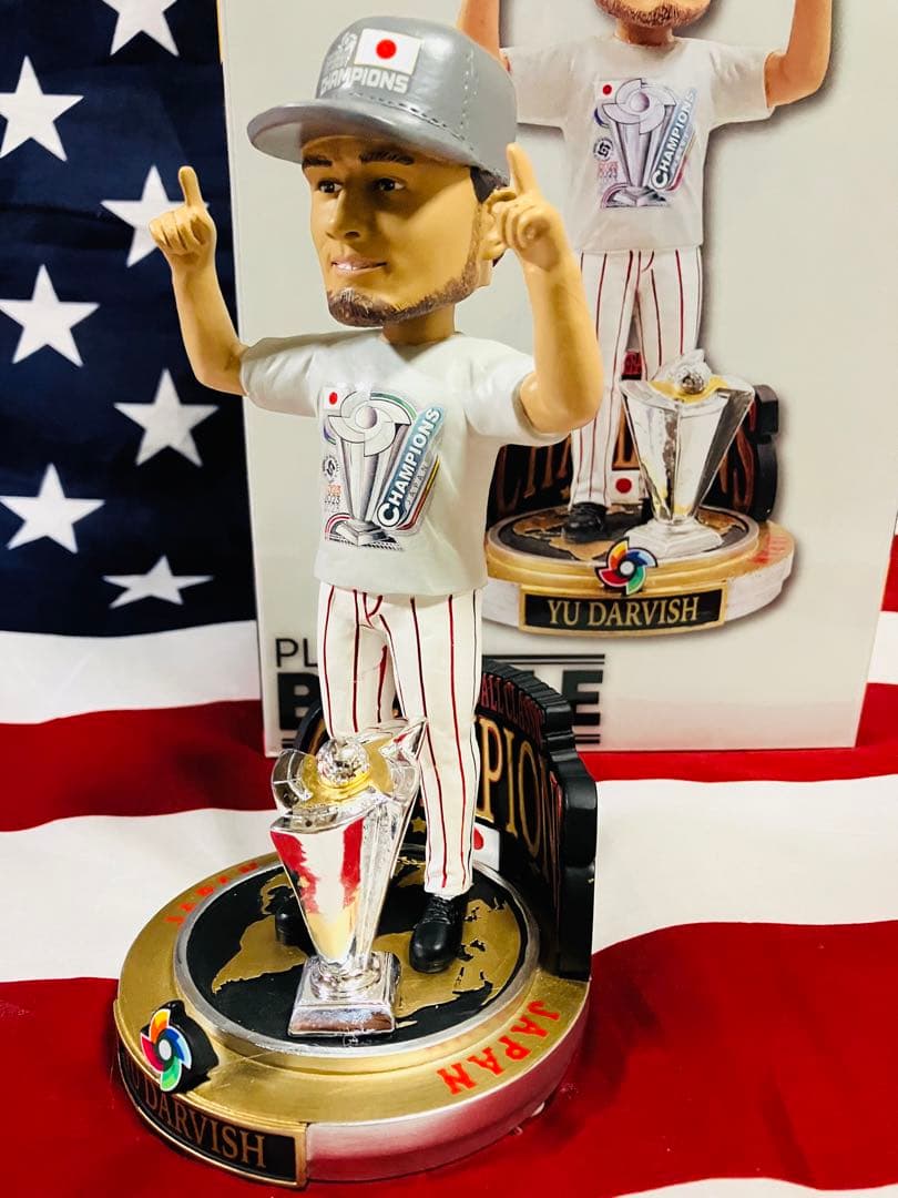 【123個限定完売品】ダルビッシュ選手優勝キャップボブルヘッド人形　パドレス