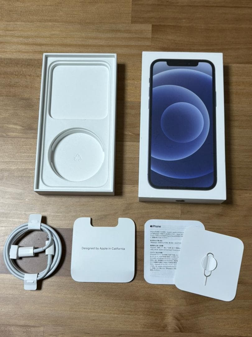 iPhone12 64GB ブラック SIMロックあり 初期化済み 箱、付属品付