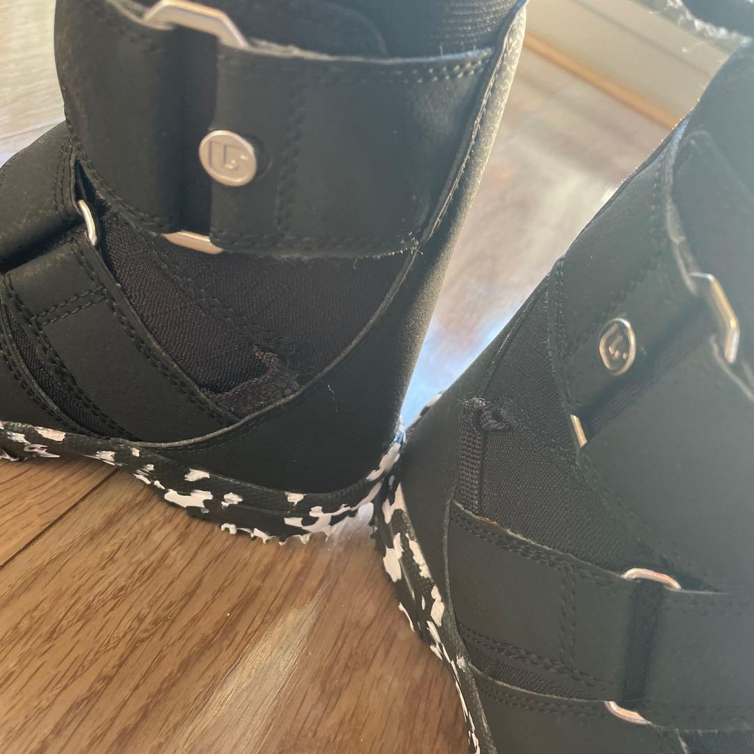 キッズ　スノーボードブーツ　バートン