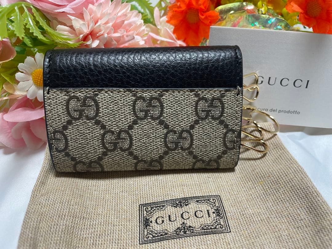 ☆*☆様 新品、未使用❤️GUCCI❤️ GGパターン キーケース ブラック/ベ