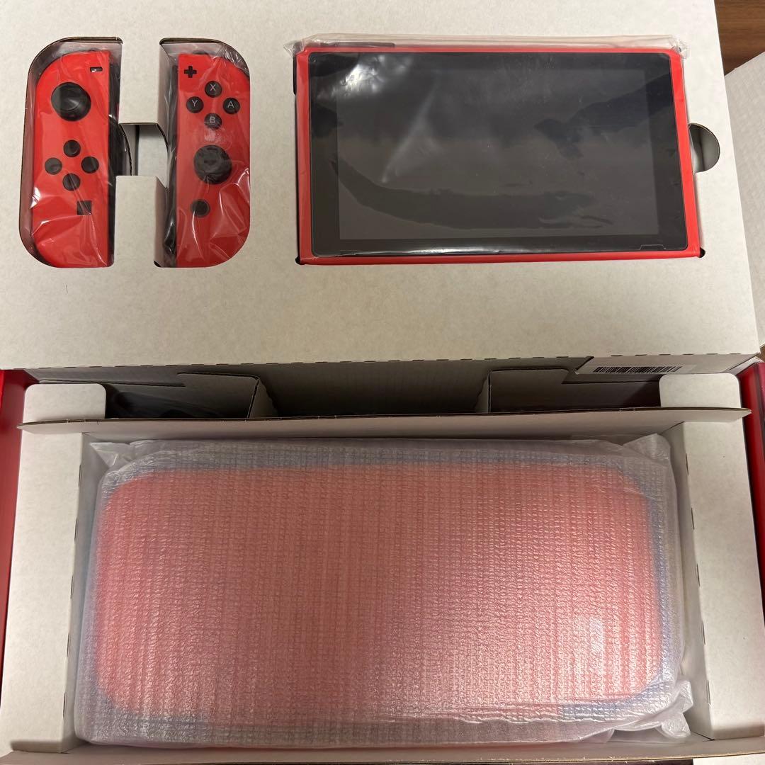【美品・おまけ付】Nintendo Switch マリオレッド