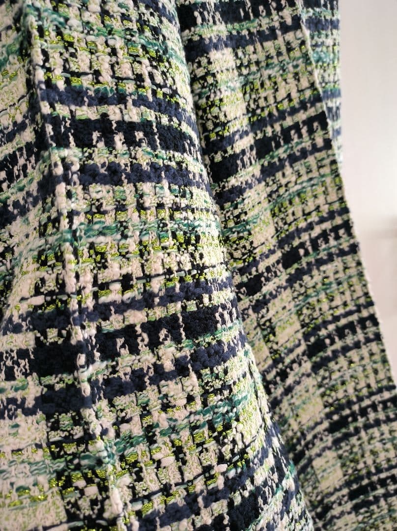 8.3万 23年人気品 ファンシー ツイード パンツ テーパードパンツ 205