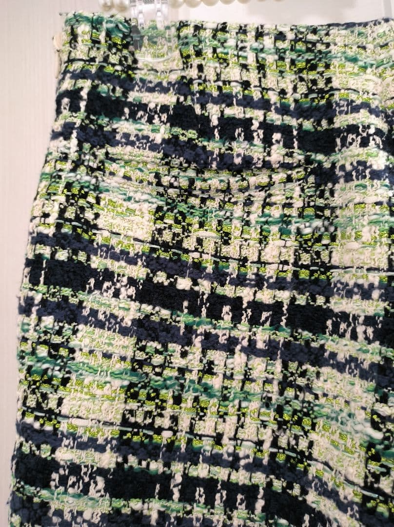 8.3万 23年人気品 ファンシー ツイード パンツ テーパードパンツ 205